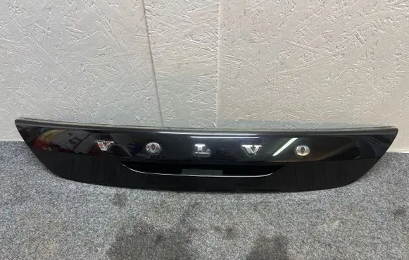 Volvo V40 Tailgate trim 31301301 313717