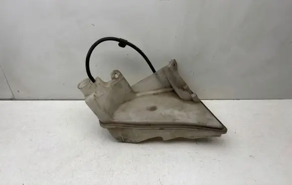 Audi A2 Windshield washer fluid reservoir/tank 8Z0955451