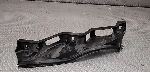 Volkswagen PASSAT B6 Front bumper mounting bracket 3C0807890