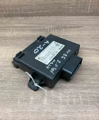 Audi A4 S4 B8 8K Voltage converter/converter module 8K0959663A