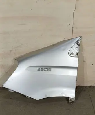 Iveco Daily 4th gen Fender