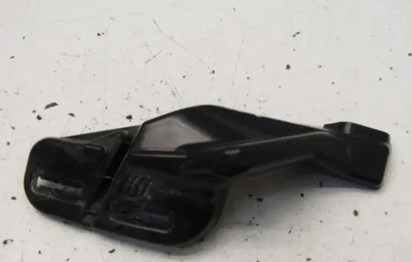 Peugeot 2008 II Fender mounting bracket 1413