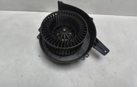 Volkswagen Polo V 6R Heater fan/blower