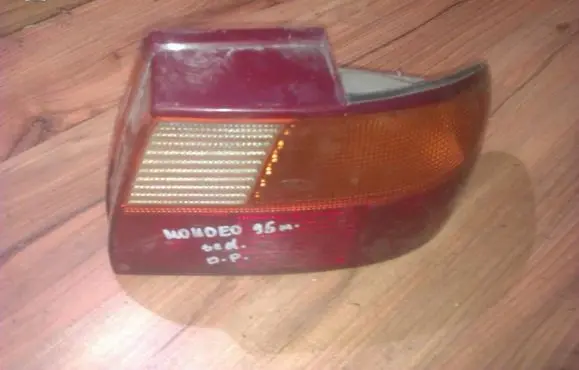 Ford Mondeo MK I Rear/tail lights