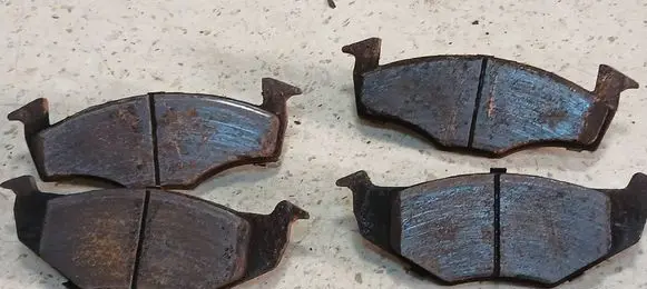 Volkswagen Lupo Brake pads (front) 