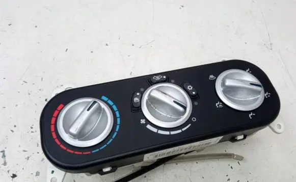 Dodge Caliber Climate control/heater control trim 58024B