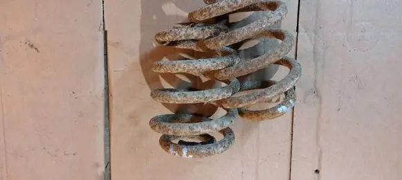 Volkswagen Multivan T4 Rear coil spring