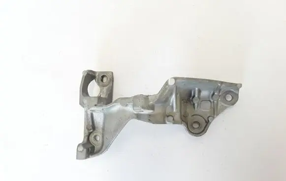 Renault Scenic III - Grand scenic III EGR valve cooler bracket 147177968R