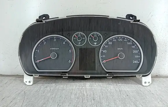 Hyundai i30 Speedometer (instrument cluster) 94006-2R100