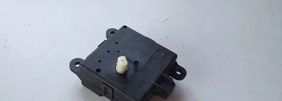 Nissan Qashqai+2 A/C air flow flap actuator/motor 