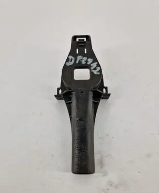 Audi Q3 8U Radiator mount bracket 8K0805201A