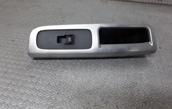 Volvo V50 Electric window control switch 30773214