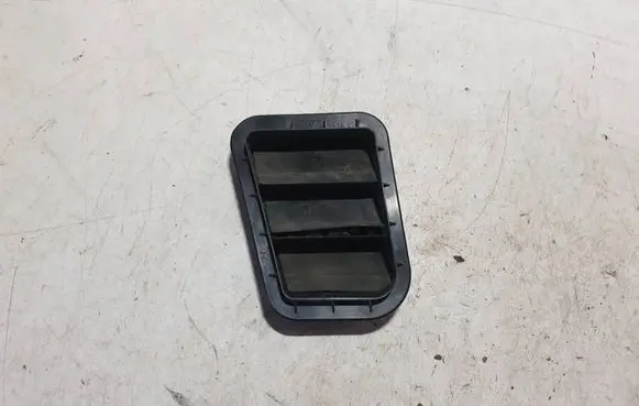 Hyundai Kona I Quarter panel pressure vent 9751017000
