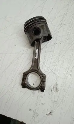Opel Combo C Piston with connecting rod