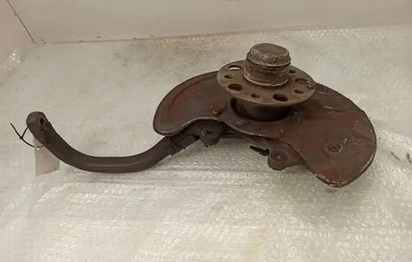 Mercedes-Benz CLS C219 Front wheel hub 2115451040