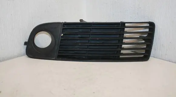 Audi A6 S6 C5 4B Front bumper lower grill 4B0807681J