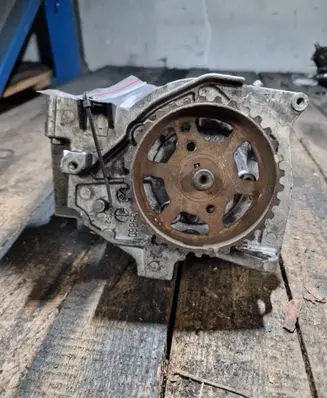 Ford Focus Fuel injection high pressure pump 0445010102