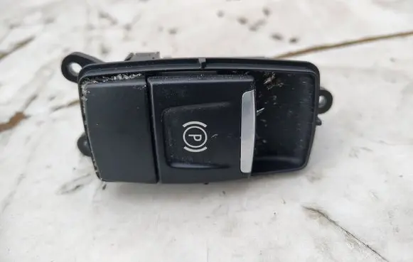 BMW X2 F39 Hand parking brake switch 3214670110
