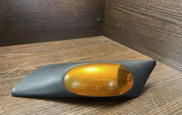 Iveco Daily 3rd gen Front fender indicator light 500322578