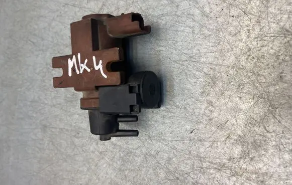 Ford Mondeo MK IV Turbo solenoid valve 6G9Q9E882 08T074