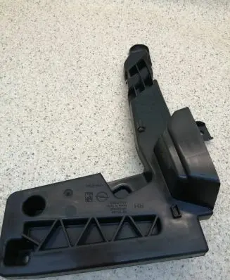 Front door exterior handle/bracket