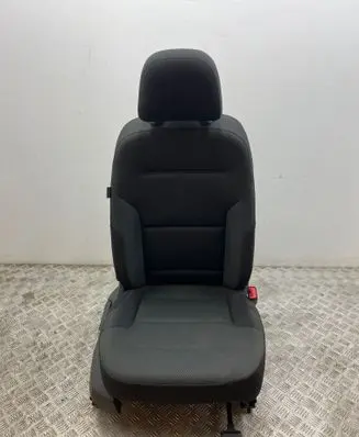 Volkswagen Golf VII Front passenger seat 
