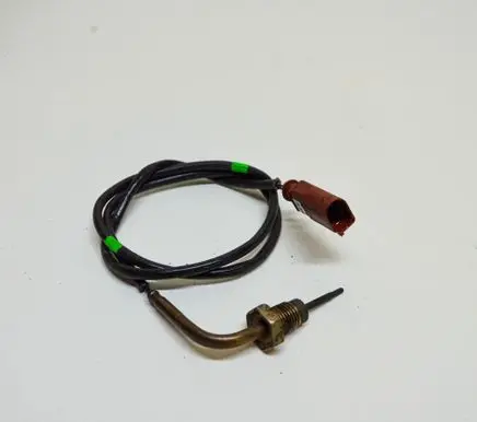 Volkswagen PASSAT B8 Oil temperature sensor 04L906088BB