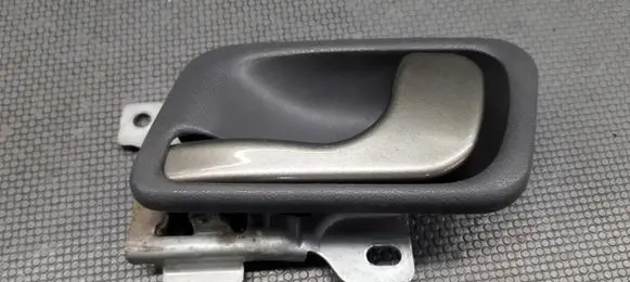 Mitsubishi Pajero Front door interior handle