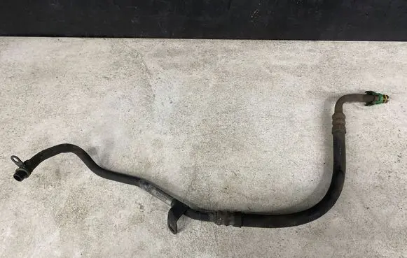 Volvo XC90 Gearbox oil cooler pipe/hose P30645272