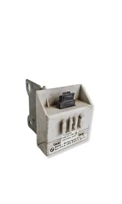 BMW 5 E39 Yaw turn rate sensor 657583869329 55892110 20769259