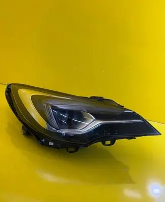 Opel Astra K Headlight/headlamp 39111150