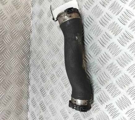 BMW 4 F32 F33 Intercooler hose/pipe 7602652