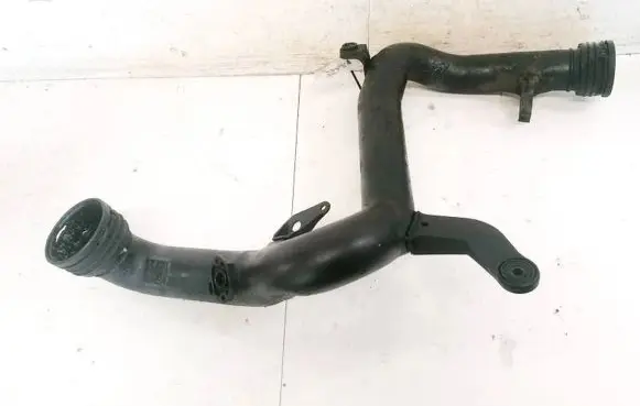 Volkswagen Golf V Intercooler hose/pipe 1K0145770B