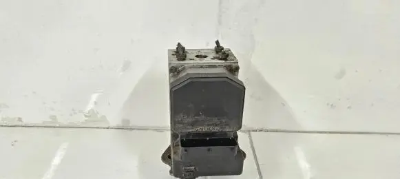 Mercedes-Benz Vito Viano W638 ABS Pump A0004461089 0265220490