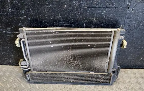 Coolant radiator