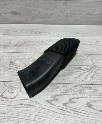 BMW X3 F25 Air intake hose/pipe 7811018 179645