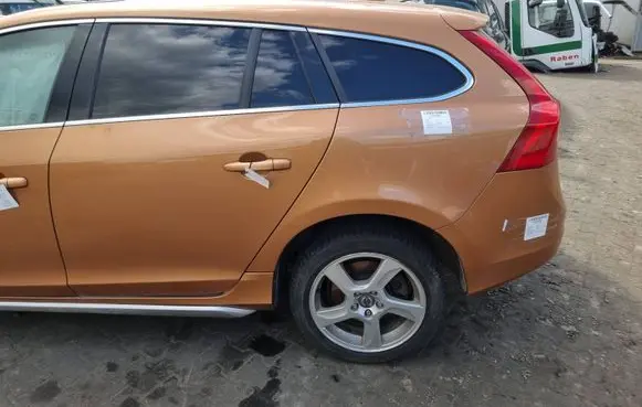 Volvo V60 Rear quarter panel 704 VIBRANT COPPER