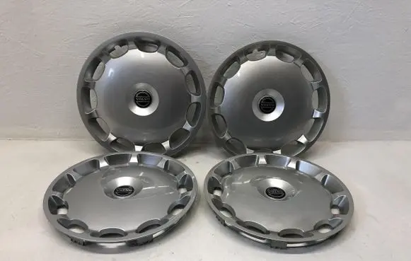Volvo S40 R16 wheel hub/cap/trim 30645367