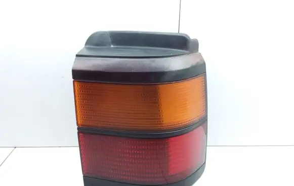 Volkswagen PASSAT B3 Rear/tail lights 333945257 333945112