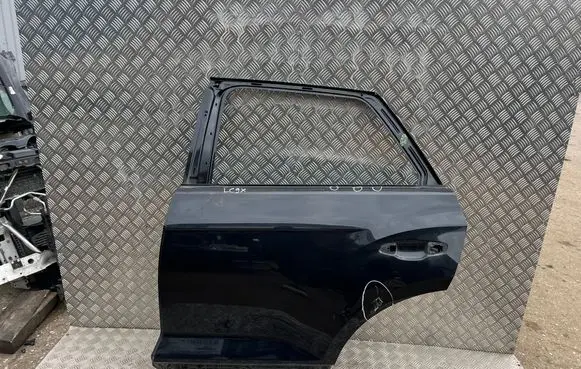 Volkswagen T-Roc Rear door 
