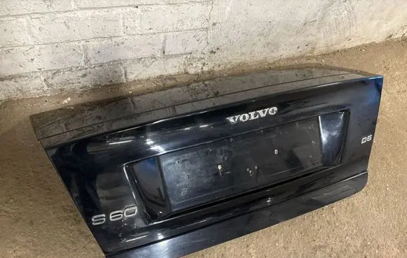 Volvo S60 Tailgate/trunk/boot lid 