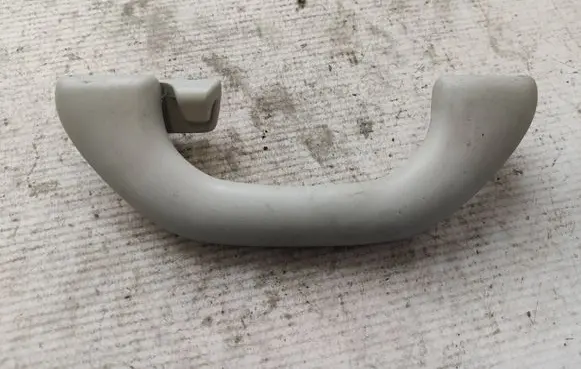 Volkswagen Transporter - Caravelle T5 Rear interior roof grab handle 7H5857607