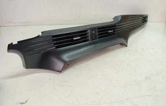 Hyundai i20 (BC3 BI3) Dash center air vent grill 84795Q0000