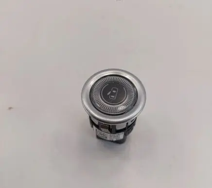 Fiat 500E Front door interior light 