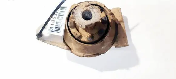 Engine mount bracket