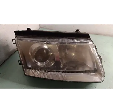Volkswagen PASSAT B5 Headlight/headlamp