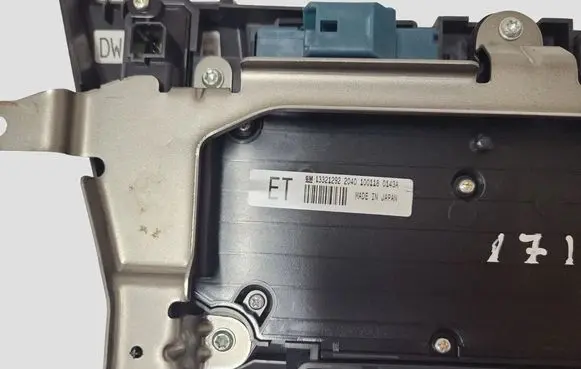 Opel Insignia A Head unit multimedia control 13321292