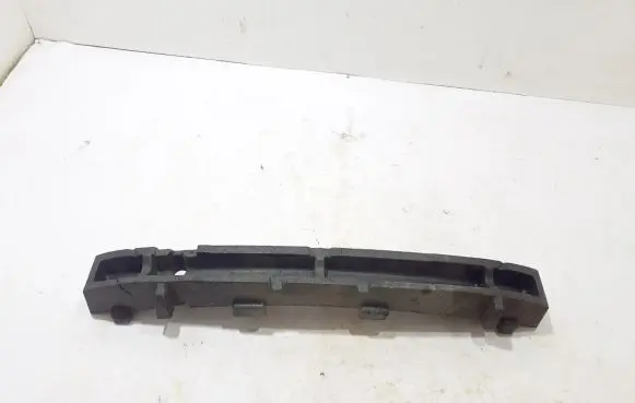 Front bumper foam support bar