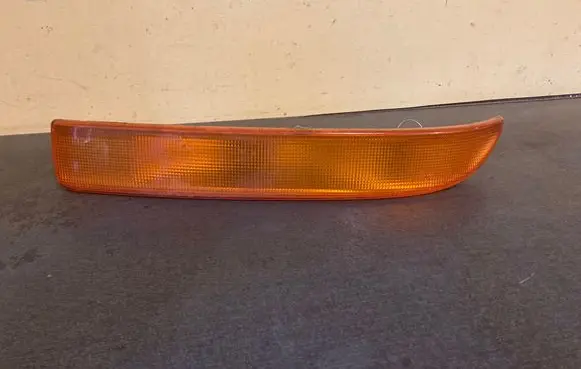 Renault Master II Front indicator light 7700353946 38232999 38230748