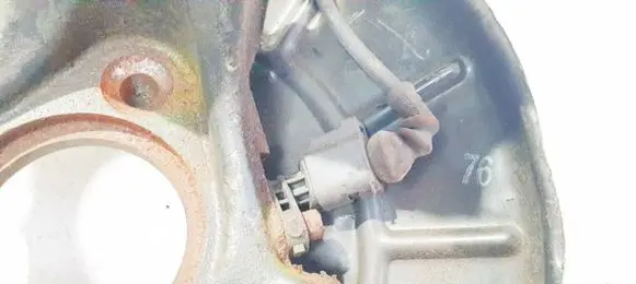 Volkswagen Golf V ABS brake wheel speed sensor